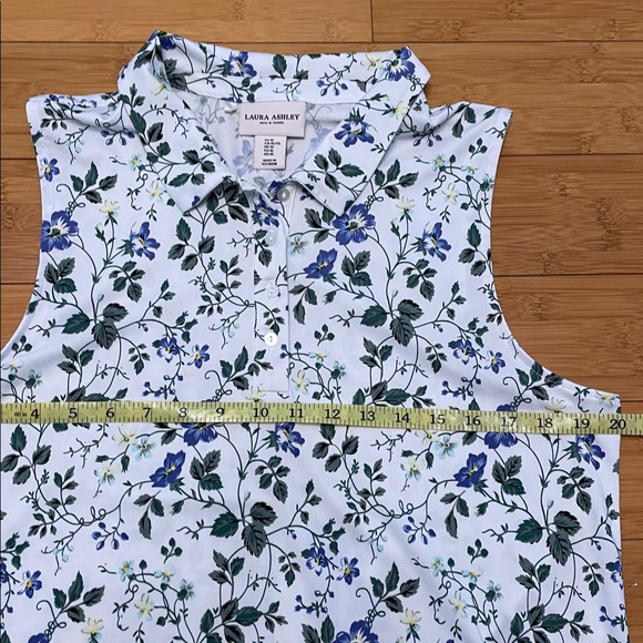 Laura Ashley Golf Tennis Dress Size XL Mini Floral Sleeveless Buttons Pleats - Picture 9 of 11